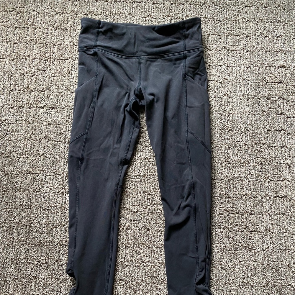 Lululemon black leggings. Great condition
